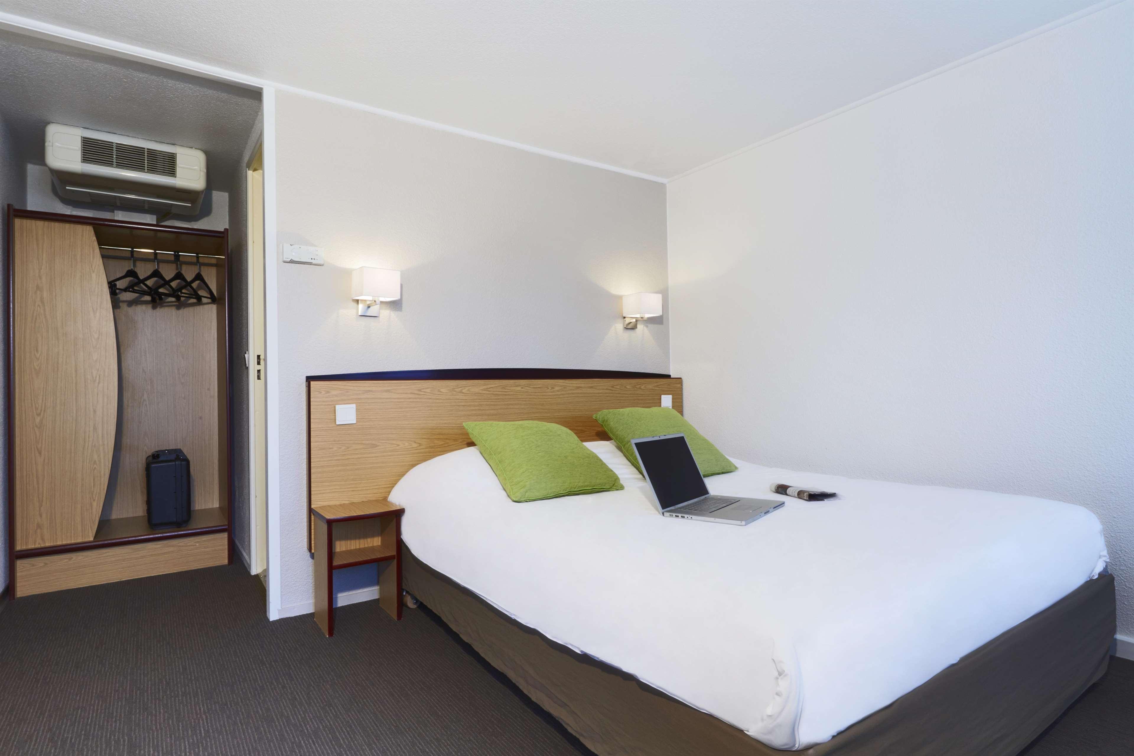 Campanile Lille - Lomme Hotel Exterior photo